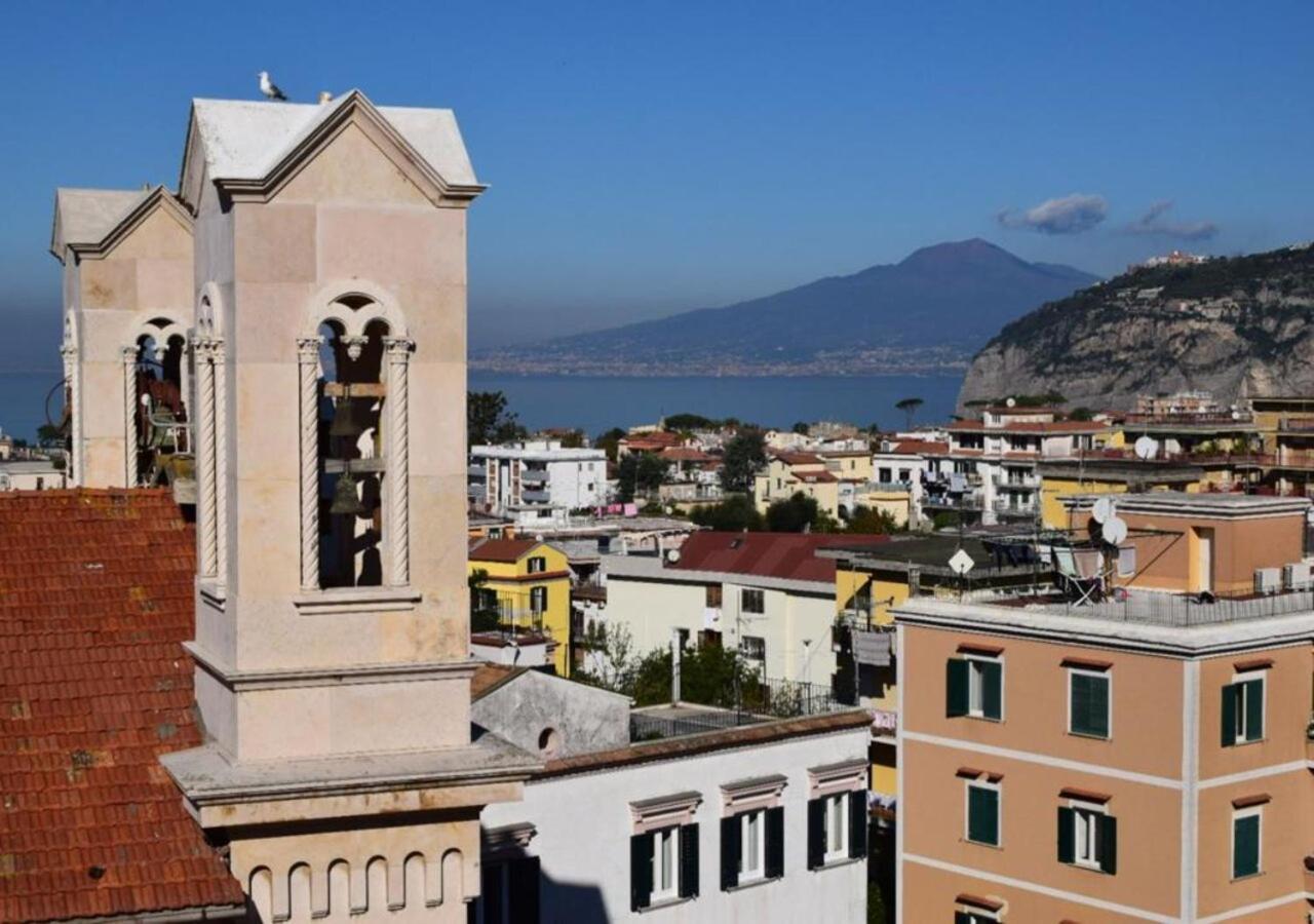 Отель Al Campanile Сант'Анджелло Экстерьер фото